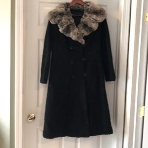 Vintage Black sheepskin long coat with fur collar